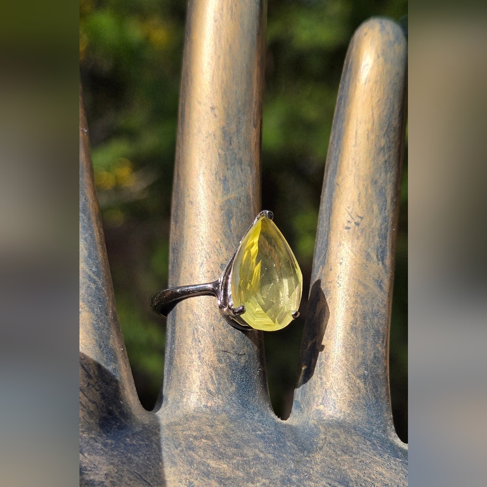 Yellow Quartz Natural HUGE 15K Sterling & Rhodium Ring Sz8 - Picture 6 of 9